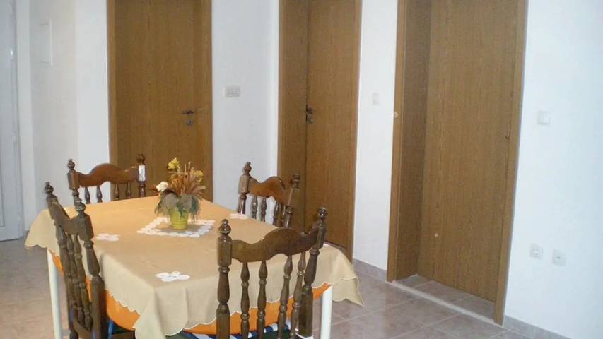 Ferienwohnung für 5 Personen in Privlaka - 4