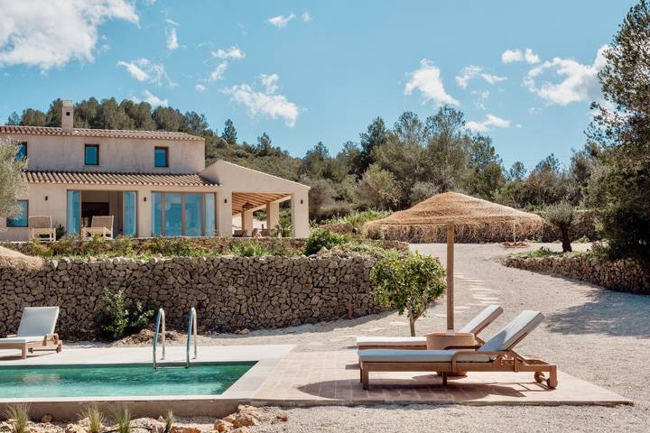 Casa rural para 8 personas, con Terraza y Jardín en Jalón