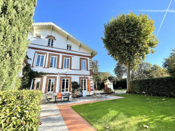 Chambre d’hôte pour 2 personnes, avec Terrasse ainsi que Jardin et Piscine