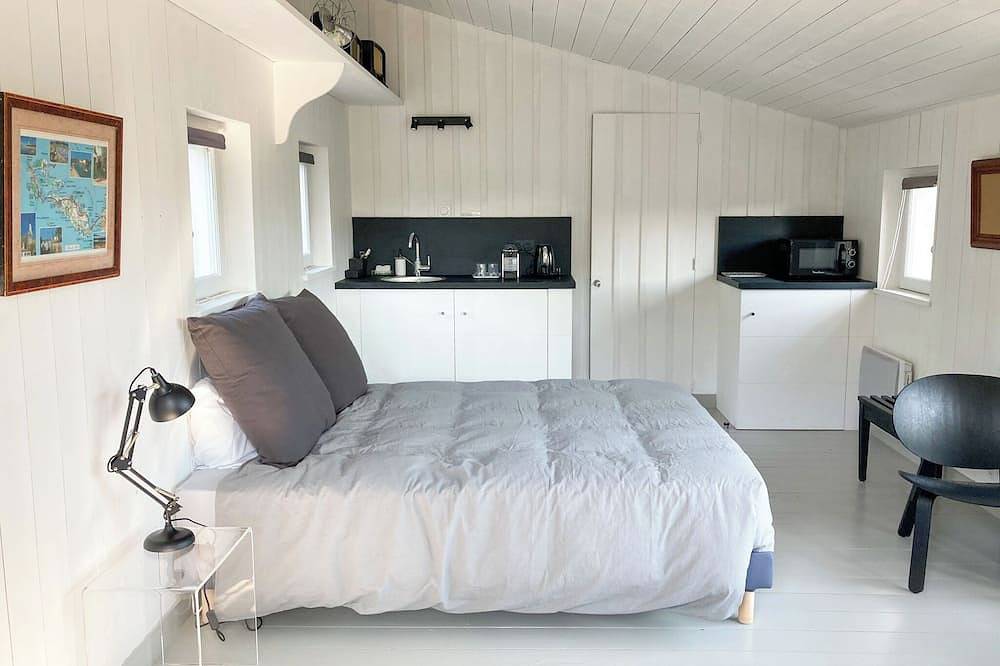 L' Annexe 55 , à proximité du village et au pied de la dune donnant sur la mer in La Couarde-sur-Mer, Île de Ré