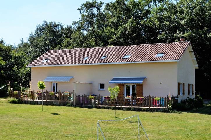 Maison de vacances pour 14 personnes, avec Jardin dans Périgord Blanc