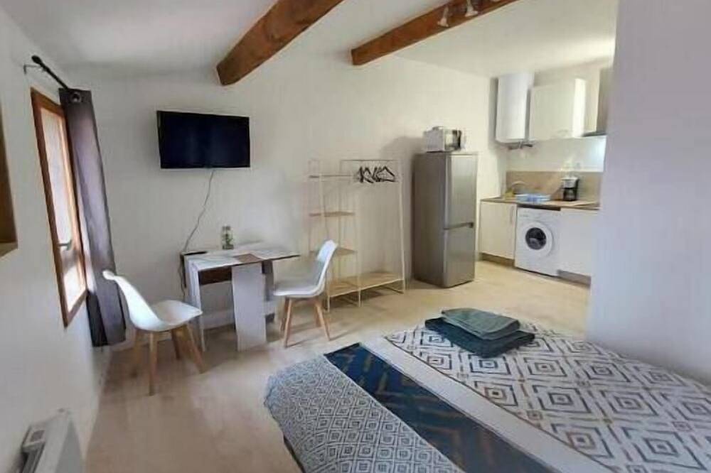 Appartement entier, Studio 4.. in Bédarieux, Région de Béziers