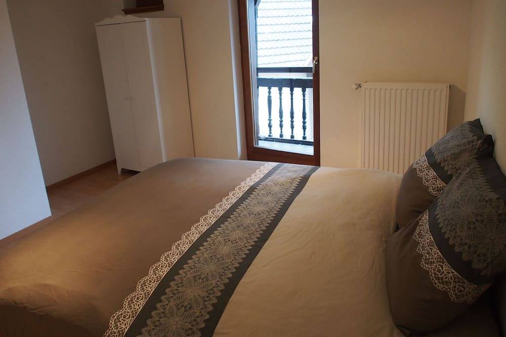 Appartement entier, A la fontaine - Ravissant appartement  6 pers-  maison à colombages à Eguisheim in Eguisheim, Parc naturel régional des Ballons des Vosges