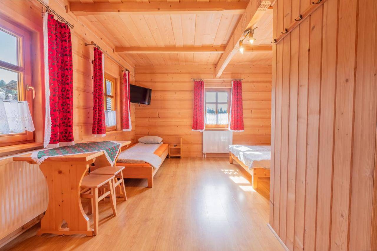 Four-Bedroom House in Małe Ciche, Karpaty (Polska)
