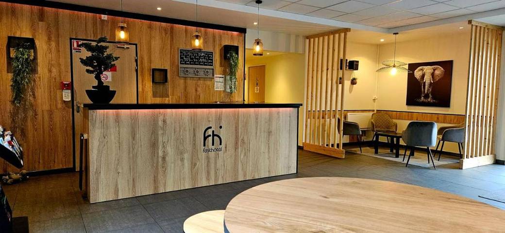 Hôtel pour 2 personnes, avec Terrasse à Grande-Synthe