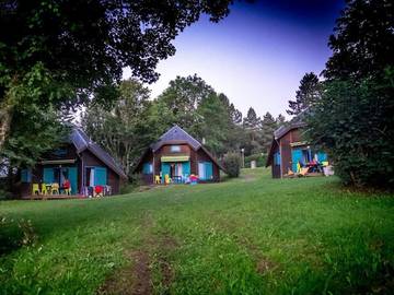 Chalet pour 4 personnes, avec jacuzzi dans le Cantal