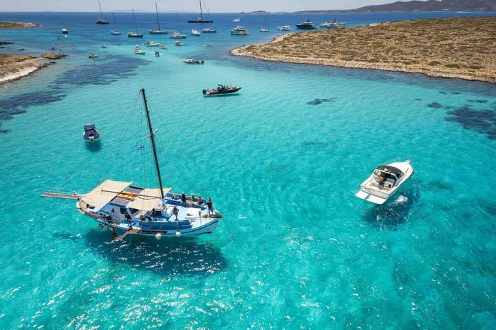 Bateau pour 48 personnes, avec vue, animaux acceptés dans Píso Livádi