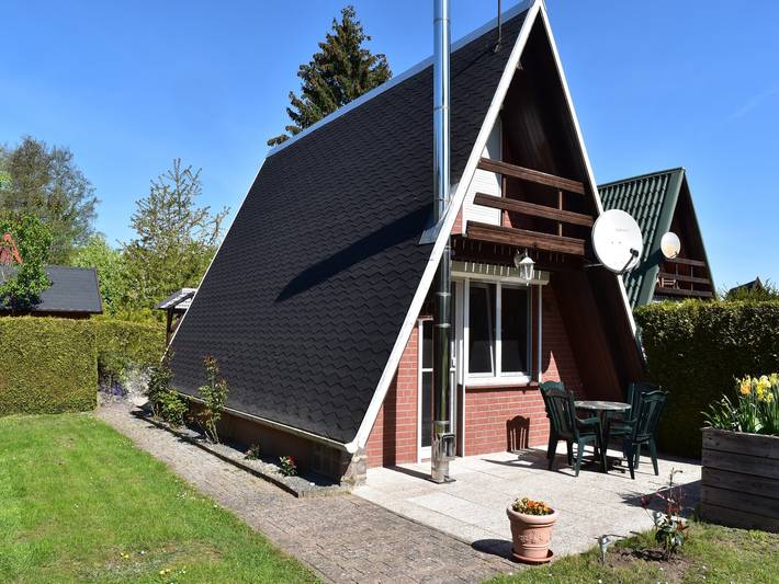 Ferienhaus für 4 Personen, mit Balkon und Terrasse am Dümmer See (Mecklenburg-Vorpommern)