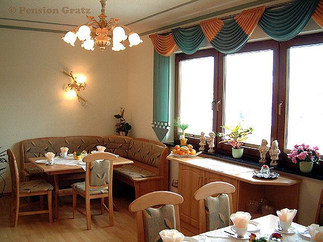 Ferienwohnung für 4 Personen, mit Balkon und Sauna in Floh-Seligenthal - 2