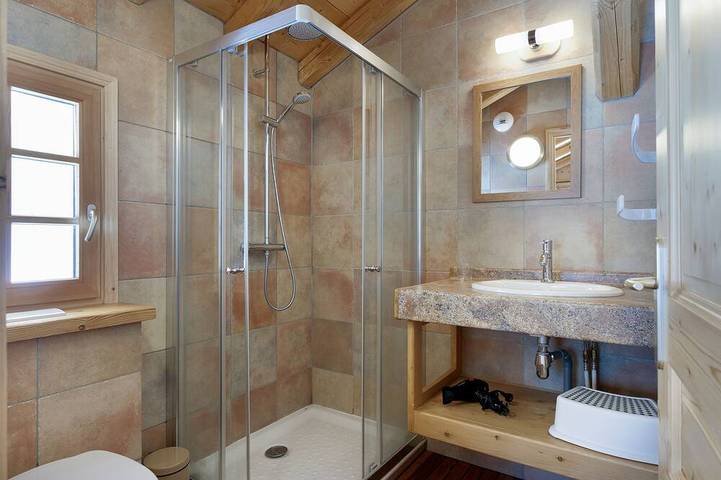 Magnifique Chalet avec spa 3 chambres 6 à 8 personnes in La Giettaz, Région d'Albertville