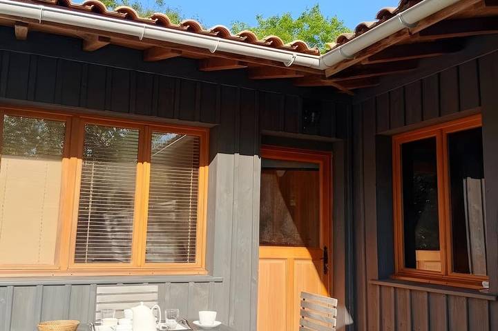 Chambre d’hôte pour 2 personnes, avec jardin à Lacanau