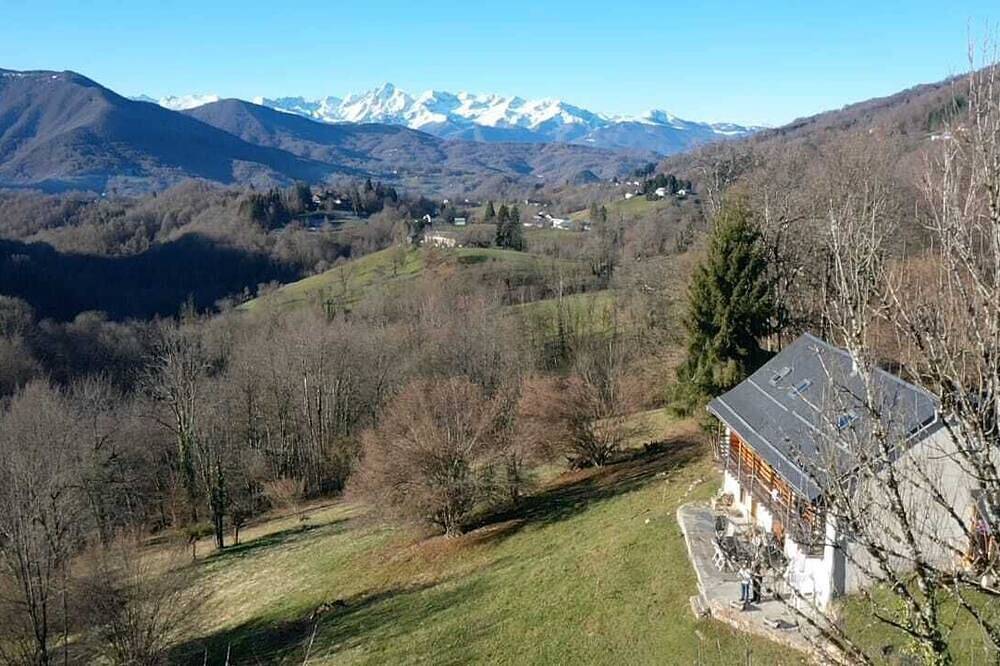 Maison de montagne individuelle in Boussenac, Parc naturel régional des Pyrénées ariégeoises