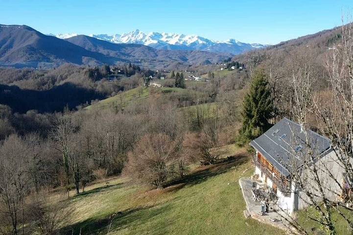 Location de vacances pour 10 personnes, avec Balcon et Jardin à Boussenac