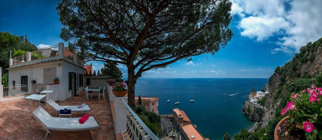 Location de vacances pour 4 personnes, avec jardin et terrasse, animaux acceptés à Castiglione