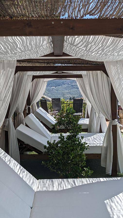 Parque de vacaciones para 2 personas, con vistas además de piscina y jardín, Se admiten mascotas en Provincia de Granada