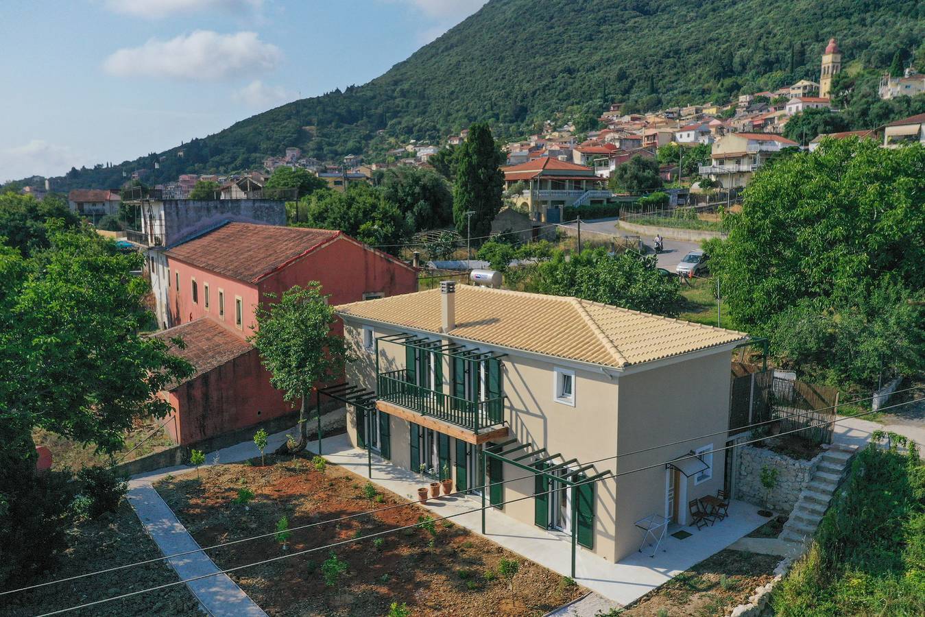 Appartement entier, Appartement 'Marias House 1' avec Vue sur la Montagne, Wi-Fi et Climatisation in Corfou