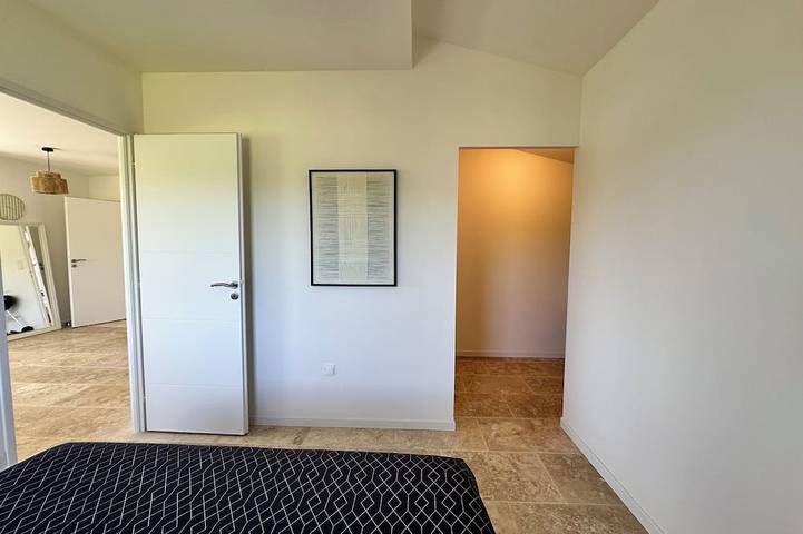 New house at the foot of the Alpilles, Maillane. in Maillane, Arles und Umgebung