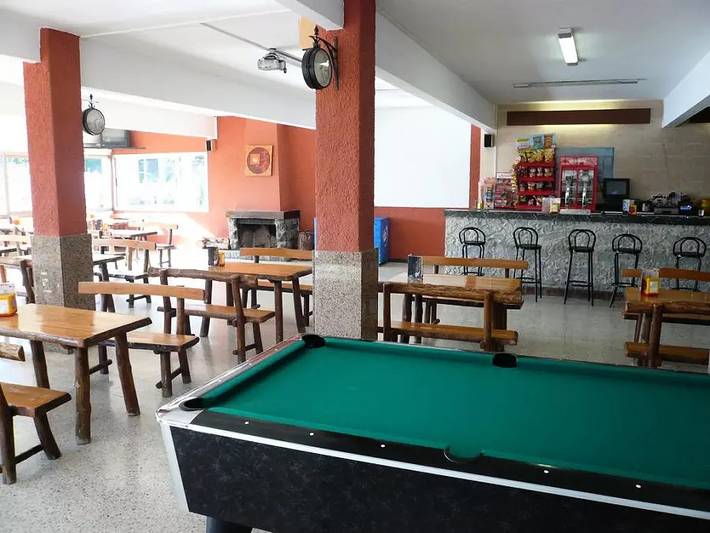 Wohnwagen für 6 Personen, mit Terrasse und Pool in Calella - 2