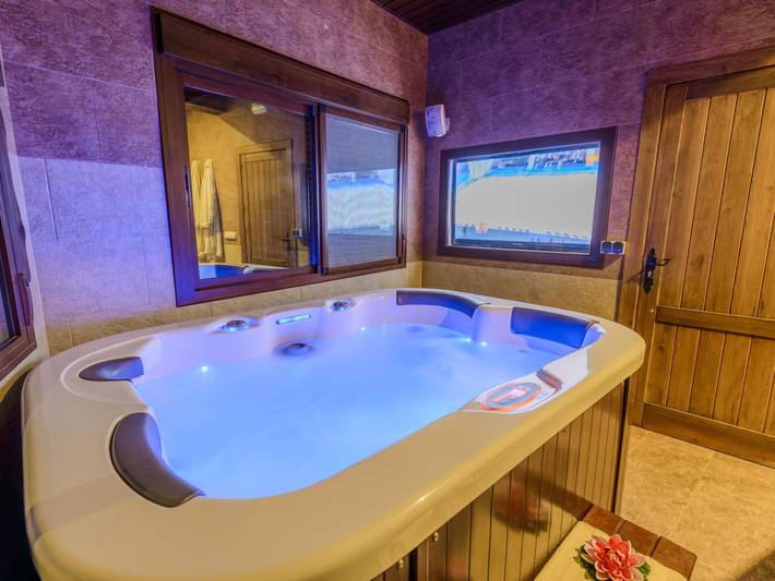 Chalet para 2 personas, con Jacuzzi y Terraza además de Jardín y Piscina en Provincia de Almería - 4