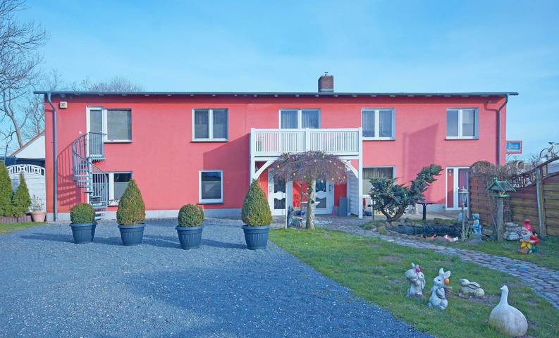 Ferienwohnung für 3 Personen, mit Garten in Parchtitz