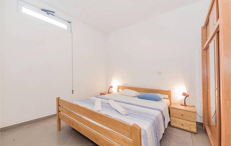 Ferienwohnung für 4 Personen, mit Terrasse in Biograd na Moru - 3