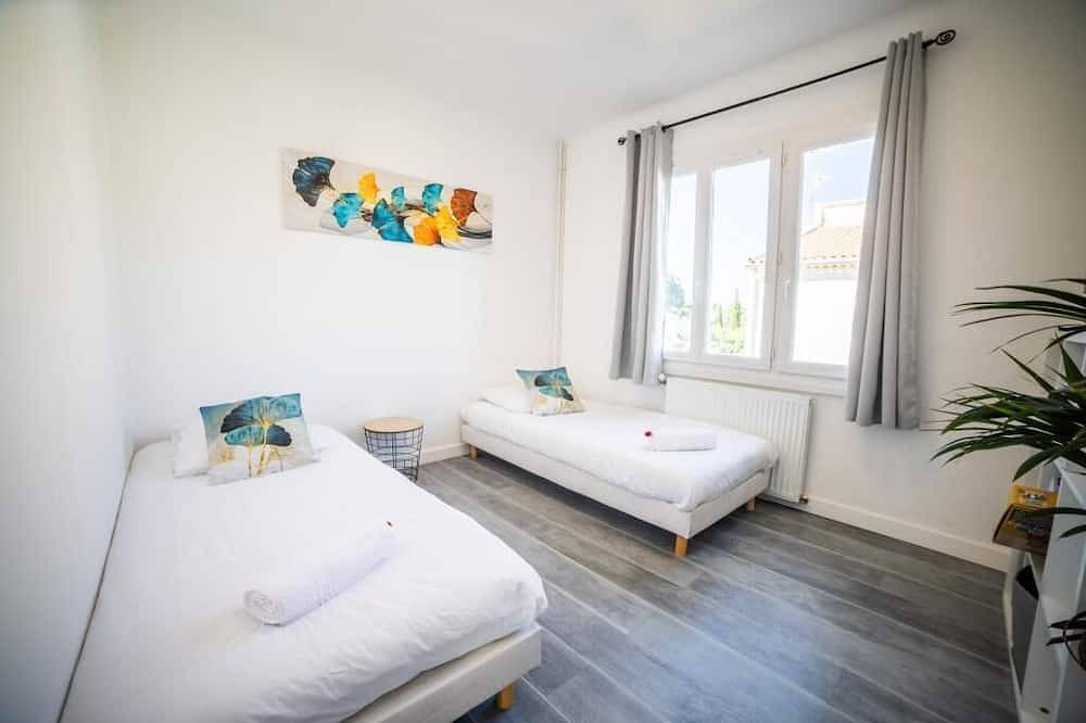Entire apartment, Villa Cosyfamily-Pool-15Minplage-Wifi-Family in Pérols, Côte d'Améthyste