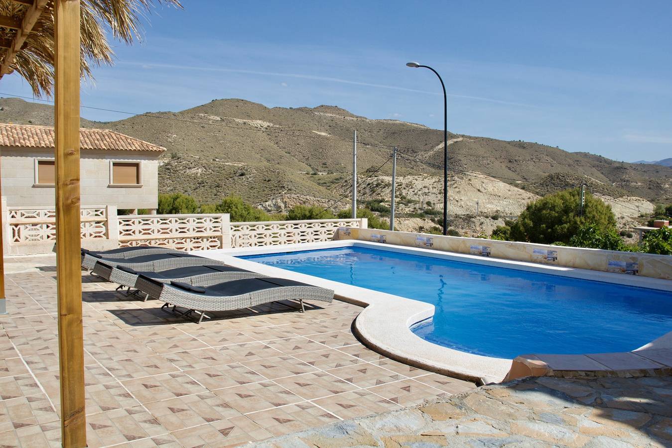 Villa "Torre" with Sea View, Private Pool & Wi-Fi in el Campello, Costa Blanca