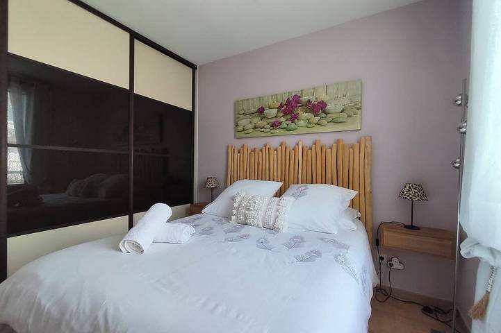 Entire apartment, Quiet one-bedroom apartment in the luxury La Coudoulière residence—Everything Within Walking Distance! Beaches 400 meters away in La Coudoulière, Six-Fours-les-Plages