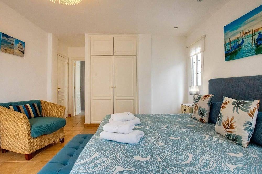 Bright and airy spacious three bedroom Holiday Home with private pool in La Caleta, Adeje