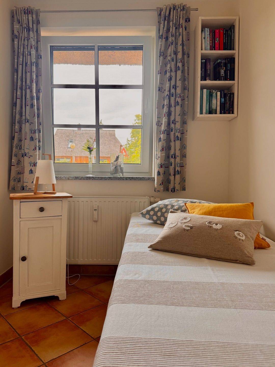Ganze Wohnung, Gemütliches Appartement mit Terrasse und Südausrichtung direkt am Bodden in Wieck am Darß, Fischland - Darß - Zingst