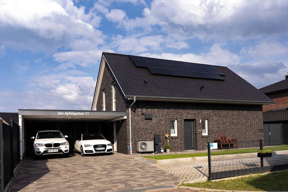 Heidefunhaus 2 - Gehobenes Ferienhaus für 18 Personen mit Sauna und Hot Tub. in Neuenkirchen (Lüneburger Heide), Landkreis Heidekreis