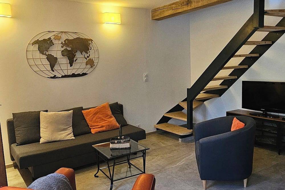 Le Nid douillet au calme in Pertuis, Parc naturel régional du Luberon