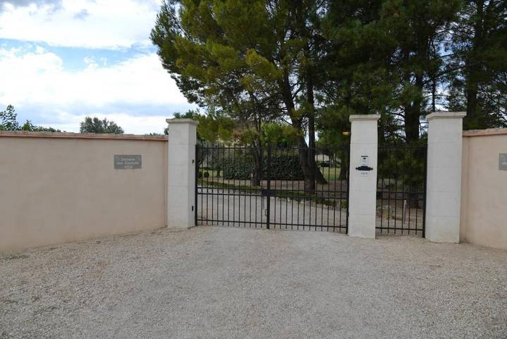 Chambre d’hôte pour 2 personnes, avec piscine ainsi que jardin et vue à Carpentras - 4