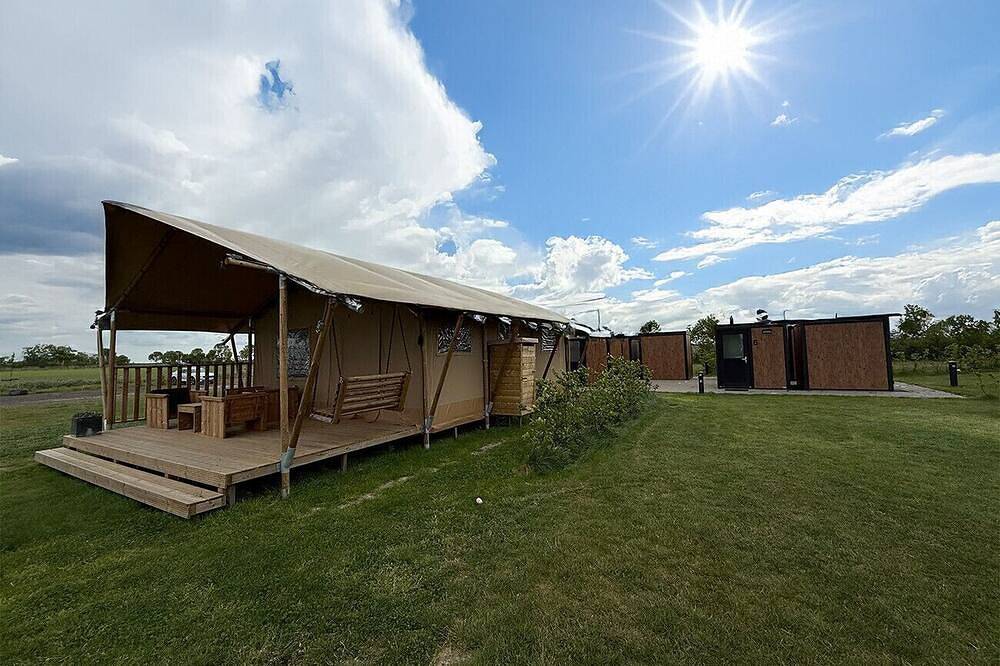 Camping Hofstede Zonnevliet - Safaritent in Zonnemaire, Zeeuwse Kust