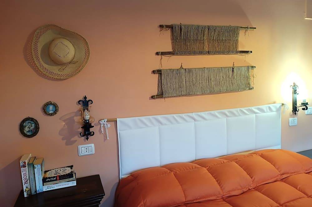 Ganze Wohnung, Ein-Zimmer-Wohnung „Wolf“ in Landhaus, Urbino. 4 Personen. Panoramablick.! in Urbino, Pesaro-Urbino