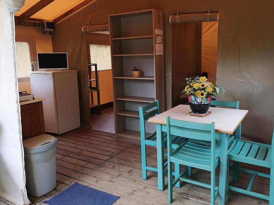 Camping Le Ragis - Albergue 4 personas - Lodge Safari "sin agua" 2 habitaciones 4 pers in Challans, Valle del Loira