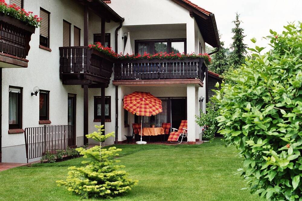 Ganze Wohnung, Ferienwohnung 2 Erdgeschoss in Elmstein, Saar-Nahe-Bergland