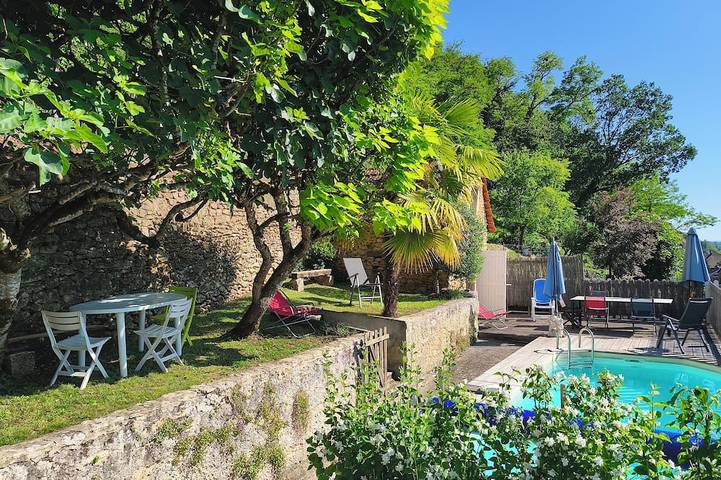 Ferienhaus für 6 Personen, mit Whirlpool und Garten sowie Terrasse - 1