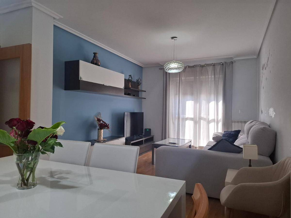 Appartement entier, Espectacular vivienda unifamiliar con jardín en Olite in Olite, Province de Navarra