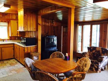 Lake House for 4 Guests in Wisconsin, USA, Picture 3
