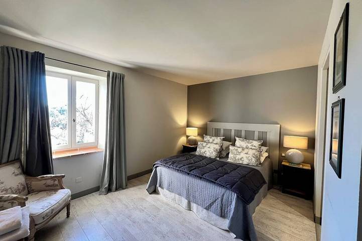 Bonita casa de pueblo con 4 dormitorios, 3 baños, piscina y in Goult, Parque natural regional del Luberon