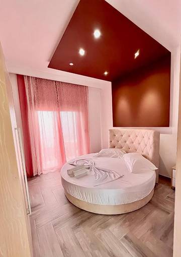 Chambre d’hôte pour 4 personnes, avec vue et jardin à Himarë