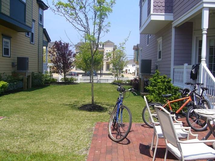 Vacation rental for 8 people, with hot tub and yard in Long Beach Island