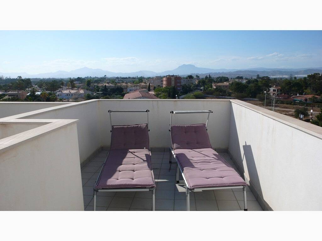 Apartamento entero, Apartamento a 400 Metros de la Playa de El Campello con Piscina in San Juan Playa (Alicante), Costa Blanca