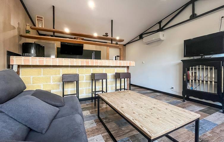 Miramas Apartment mit Pool, Terrasse und Parkplatz in Miramas, Mittelmeerküste (Frankreich)