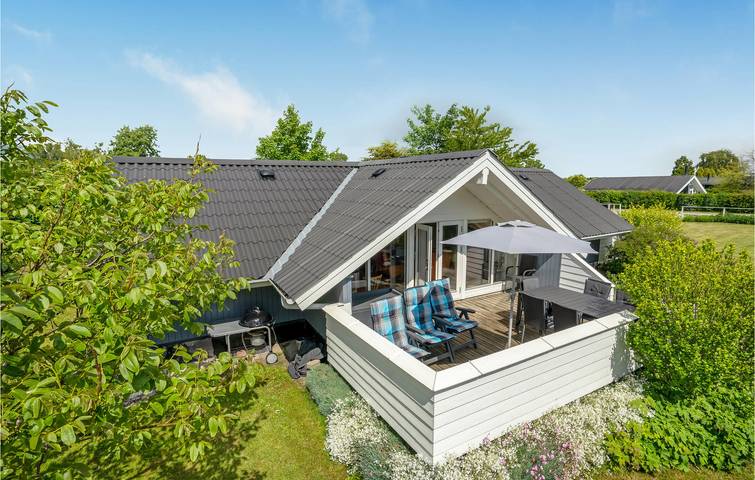 Ferienhaus für 4 Personen, mit Terrasse und Garten in Rendbjerg - 2