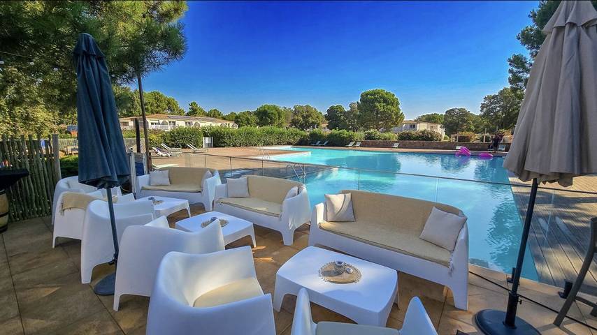 Gîte pour 6 personnes, avec terrasse dans Cala Rossa