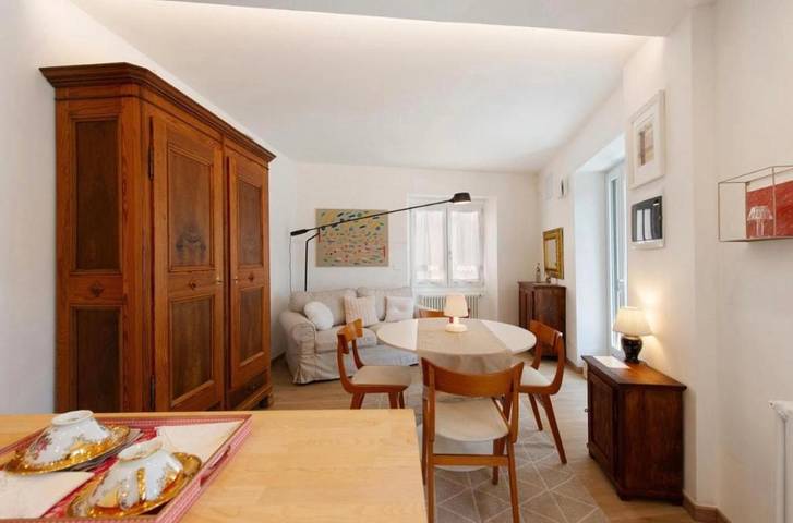 Location de vacances pour 3 personnes, avec Terrasse et Vue à Comune di Verrès