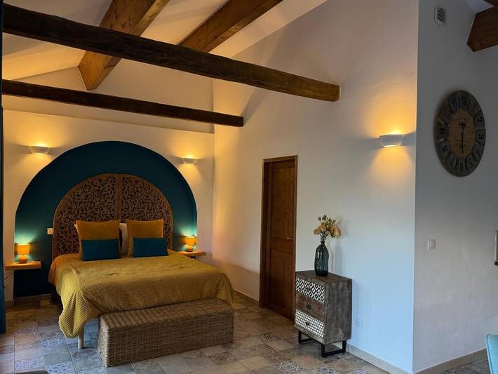 Location de vacances pour 2 personnes, avec jardin ainsi que vue et terrasse à Viggianello - 2
