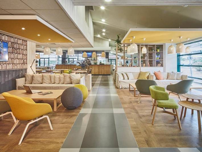 Hôtel pour 4 personnes, avec vue et jardin dans Futuroscope